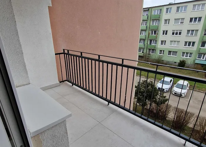 Broniewskiego 6 Apartament