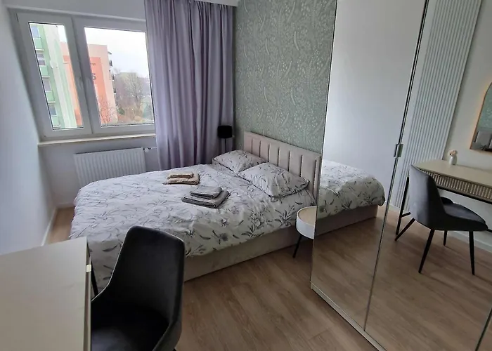 Apartamento Broniewskiego 6 *